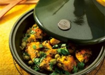 Tajine met kip, olijf en ingemaakte citroen